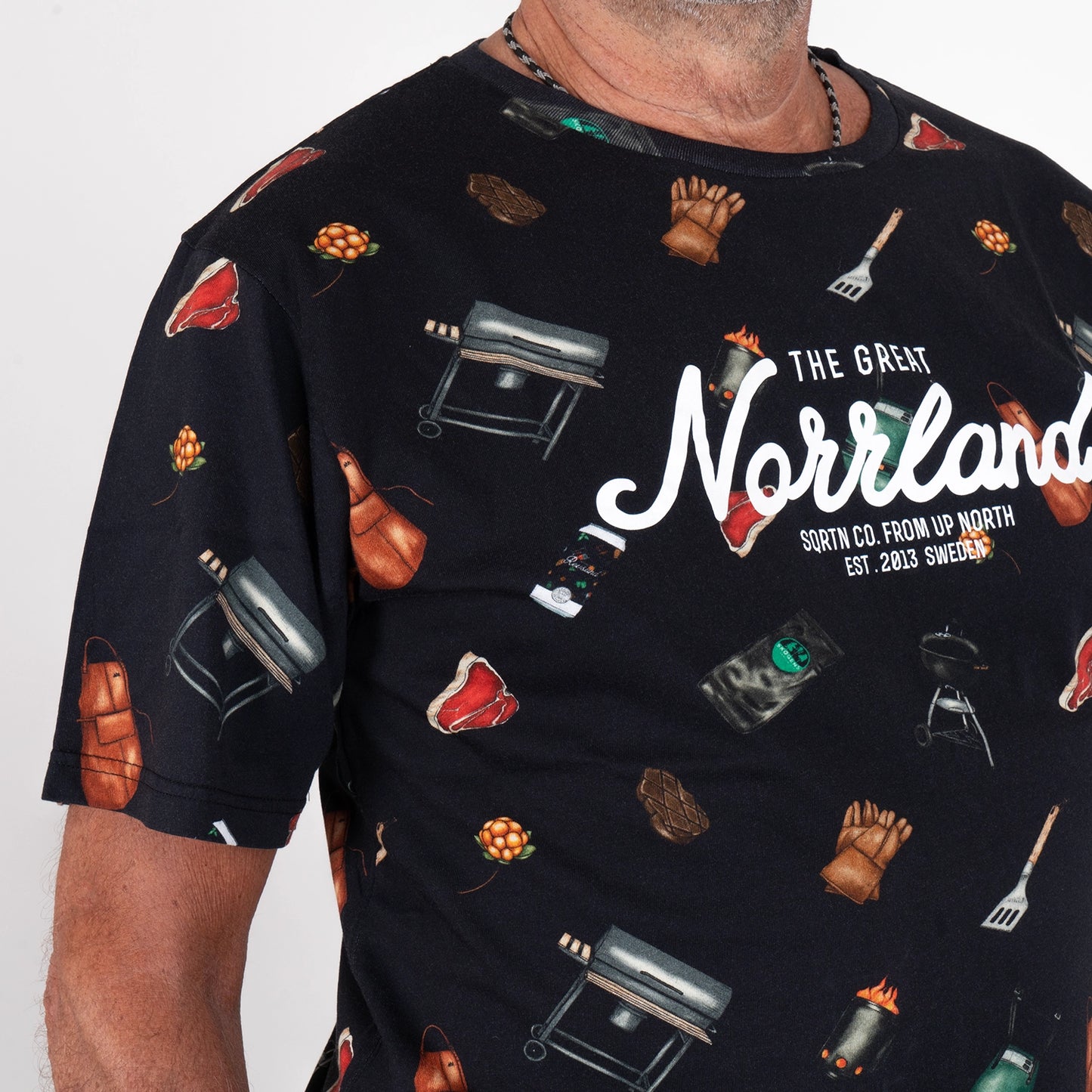 THE GREAT NORRLAND x Skogens T-shirt BBQ Norrland