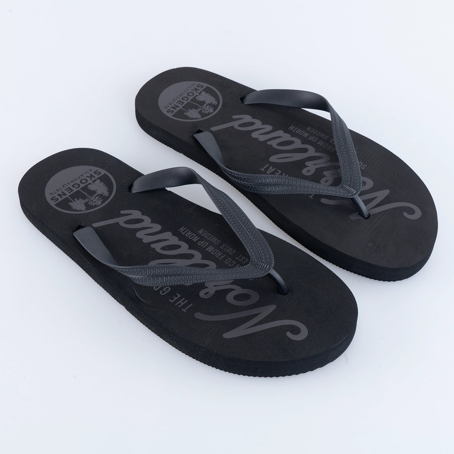 SQRTN x Skogens Kolab Flipflop Kolsvart