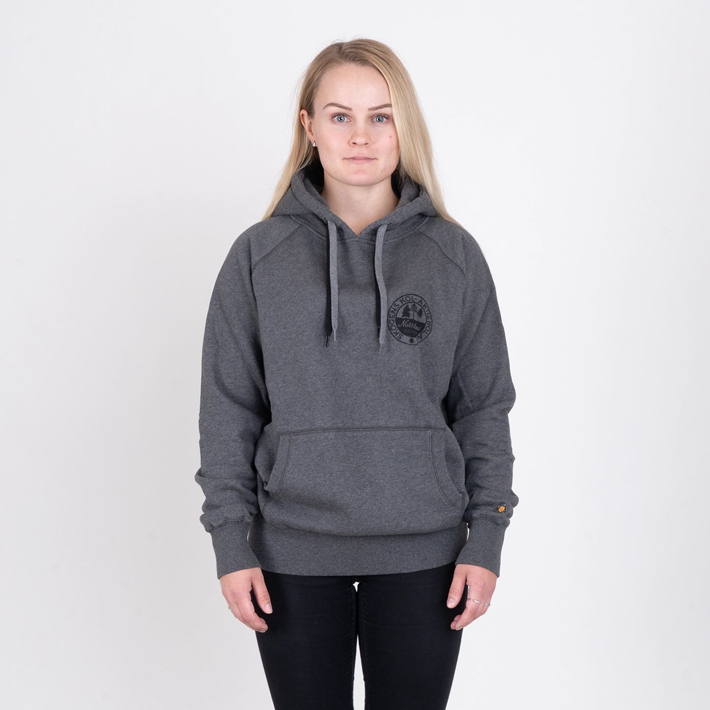 SQRTN x Skogens Kolab Hoodie Kolgrå