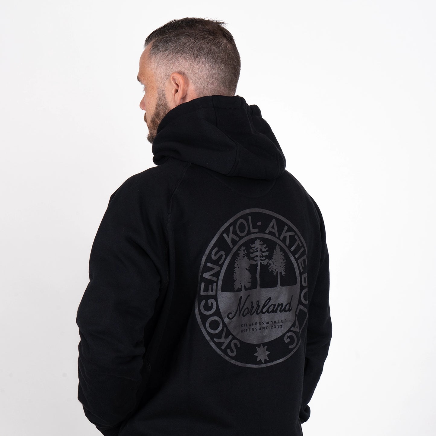 SQRTN x Skogens Kolab Hoodie Kolsvart